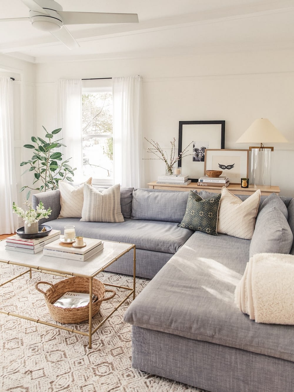a living room painted with an off-white color